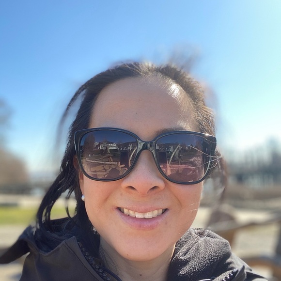 Meet your Posher, Bonnie - Picture 1 of 1